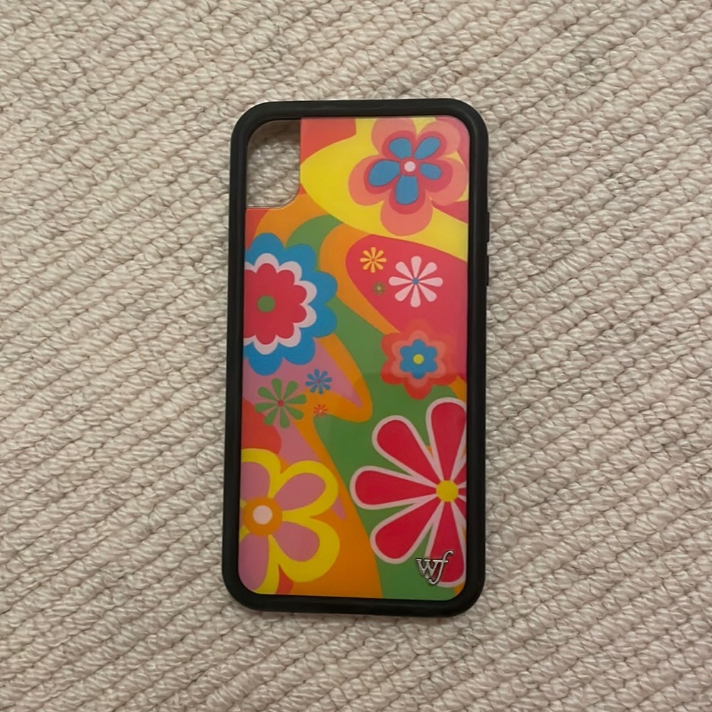 Wildflower Groovy Phone Case iPhone XR